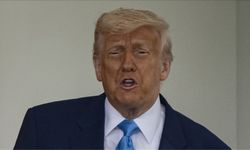 Trump, ABD Uluslararası Ticaret Mahkemesinin tarifeleri engelleyen kararının siyasi olduğunu savundu