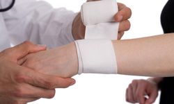 Mevsim geçişleri romatolojik hastalıkları artırabiliyor