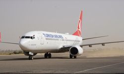 Trablus'tan ayrılmak isteyen Türk vatandaşlarını taşıyan ilk uçak Mitiga Havalimanı'ndan kalktı