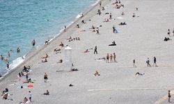 Antalya ve Muğla sahillerinde güneşli hava yoğunluğu