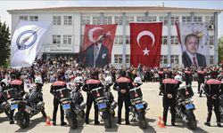 Yunus polisler, 19 Mayıs etkinlikleri kapsamında gösteri yaptı