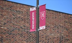 Harvard Üniversitesindeki öğrencilerin yakınları ABD hükümetinin politikalarına tepkili