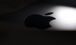 Apple'ın geliri üç aylık dönemde arttı