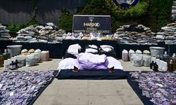 İstanbul'daki operasyonlarda 1 ton 52 kilo 380 gram uyuşturucu ele geçirildi