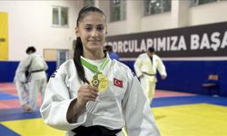 Milli judocu Fatma Zehra Meki, kazandığı altın madalyayı Filistinlilere armağan etti