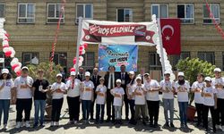 Tahran Türk Okulu'ndaki öğrenciler hazırladıkları bilim projelerini sergiledi