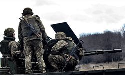 Ukrayna, 18-24 yaş arası gençleri orduya alıyor