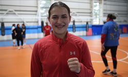Olimpiyat üçüncüsü mili boksör Esra'nın hedefi tüm turnuvalarda altın madalya
