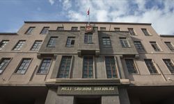 Mehmetçikten Somali’deki yetimlere şefkat eli