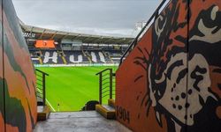 Acun Ilıcalı'nın sahibi olduğu Hull City, ligden düşmekten son haftada kurtuldu