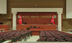 İstanbul'da turistlerin paralarını çaldığı iddia edilen suç örgütüne dava açıldı