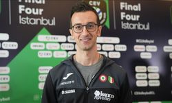 A. Carraro Imoco Başantrenörü Santarelli'nin finaldeki rakip tercihi VakıfBank