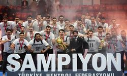 Bakan Bak'tan Hentbol Türkiye Kupası Şampiyonlarına Tebrik Mesajı