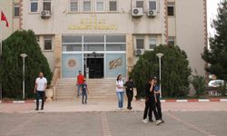 Mardin’de bir eve giren kız kardeşler, servet değerinde çaldıkları altınlarla yakalandı