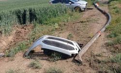 Karaman’da otomobil tarlaya devrildi: 1 yaralı