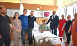 Çanakkale’de ilk kez denen cerrahi yöntemle 15 yaşındaki çocuğun kalbindeki delik kapatıldı