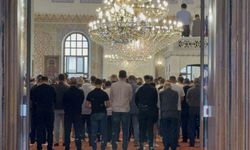 Düzce’de bayram namazında camiler doldu