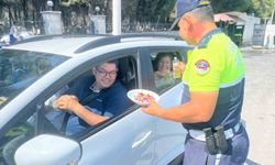 Trafik kazalarına karşı jandarma ekipleri sürücüleri uyardı