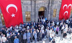 MHP Erzurum'da bayramlaşma programına yoğun ilgi