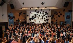 Akdeniz Üniversitesi’nde geleceğin hemşireleri kep attı