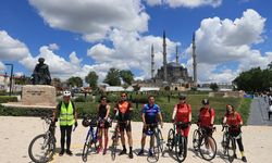 Bulgaristan'dan "vefa turu"na çıkan bisikletçiler Edirne'ye ulaştı