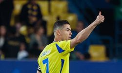Cristiano Ronaldo, Al Nassr ile 2027’ye Kadar Sözleşme Uzattı