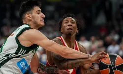 Panathinaikos ile Olympiakos arasındaki final serisinin 3. maçı güvenlik gerekçesiyle ertelendi