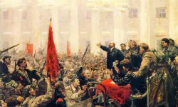 Bolşevik İhtilali: 1917’de Rusya’da Sosyalizme Giden Yolun Başlangıcı