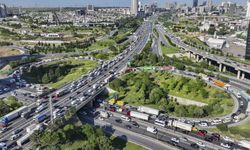 İstanbul'da bayram öncesi trafik yoğunluğu yaşanıyor