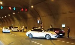 İzmir'de zincirleme trafik kazasında 3 kişi yaralandı