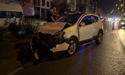 Samsun'da iki otomobilin çarpıştığı kazada 5 kişi yaralandı