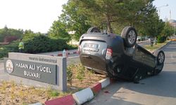 Edirne'de iki aracın çarpıştığı kazada 2 kişi yaralandı