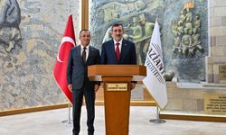 Cumhurbaşkanı Yardımcısı Yılmaz, Gaziantep Valiliğini ziyaret etti