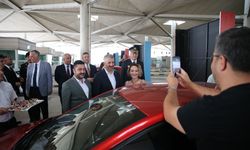 Edirne Valisi Sezer Kapıkule'de vatandaşlarla bayramlaştı