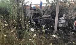 Antalya'da şarampole devrilen hafif ticari aracın sürücüsü hayatını kaybetti.