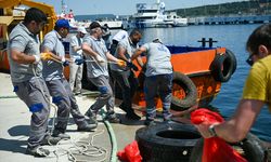 Çanakkale'de deniz dibinden çıkarılan atıklar sergilendi