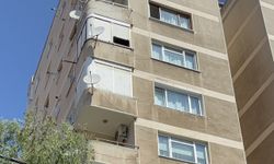Maltepe'de bir binanın 8. katındaki balkon çöktü