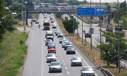 Tekirdağ-İstanbul yolunda bayram tatilinden dönüş yoğunluğu başladı