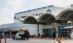 Antalya Havalimanı'nda asma tavanın çökmesi sonucu 1 kişi yaralandı