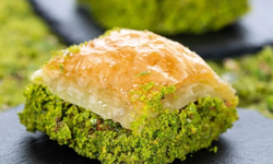 Rüyada Baklava Yemek Ne Anlama Gelir?
