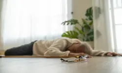 Bayılan Kişiye Doğru Müdahale Hayat Kurtarır! İşte Yapılması Gerekenler