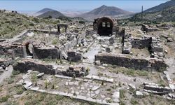 Karaman'da "Binbir Kilise" bölgesinde 15 dini yapı tespit edildi