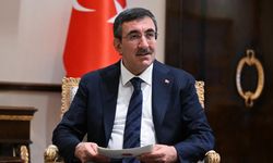 Cumhurbaşkanı Yardımcısı Yılmaz, YKS'ye girecek öğrencilere başarı diledi
