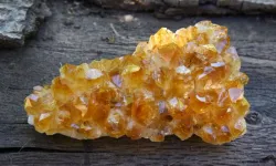Güneşin Enerjisi: Citrine Taşının Faydaları ve Özellikleri