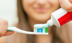 Diş Fırçalamak Orucu Bozar mı?