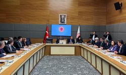 MHP’li Feti Yıldız, Anayasa Komisyonu Geçici Başkanlığını Yürüttü
