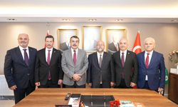 Bakan Tekin'den MHP Giresun İl Başkanlığı'na ziyaret