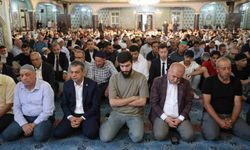 Bayram namazında camiler doldu