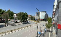 Elazığ’da cadde ve sokaklar boş kaldı