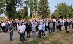 Gelenek yine yerine getirildi, 10 bin kişi aynı anda bayramlaştı